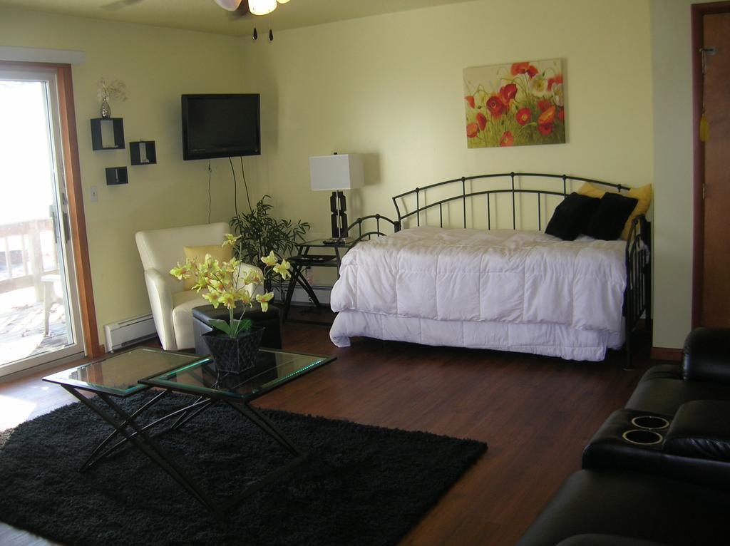 Camp Inn Lodge Oscoda الغرفة الصورة