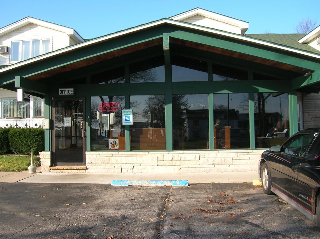 Camp Inn Lodge Oscoda المظهر الخارجي الصورة