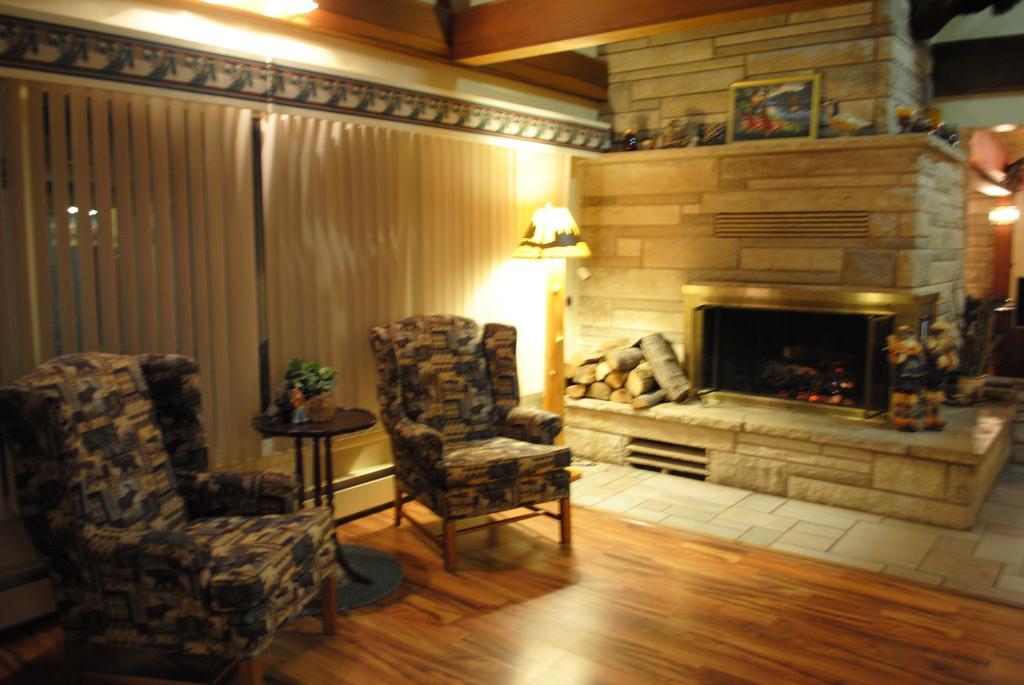 Camp Inn Lodge Oscoda المظهر الخارجي الصورة