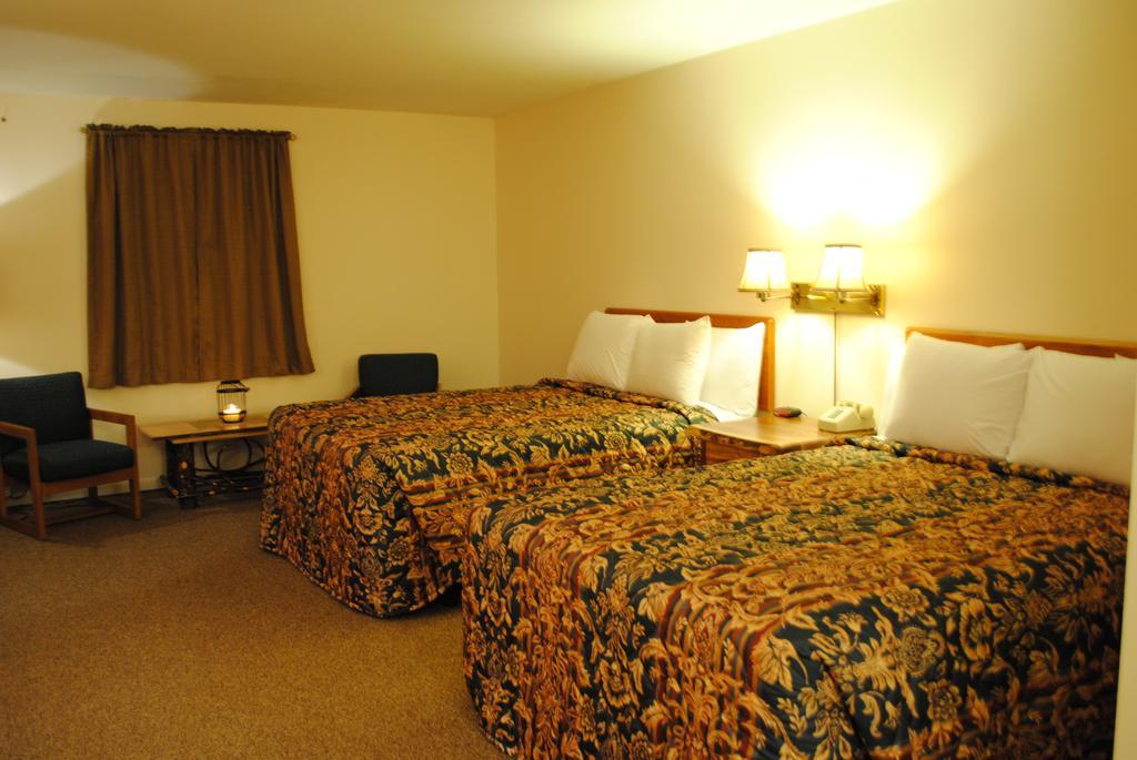 Camp Inn Lodge Oscoda الغرفة الصورة