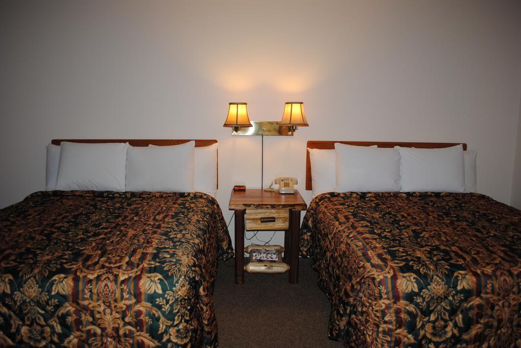 Camp Inn Lodge Oscoda المظهر الخارجي الصورة